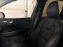 Volvo XC60 T8 AWD Recharge Ultimate Dark | Luchtvering | Trekhaak | 360 Camera | Harman Kardon | Head-Up Display | 455pk | Adaptieve Cruise Control | Stoelverwarming voor+achter | Stuurwielverwarming | Schuifdak | 19 Inch | Full LED Meesturende koplampen | Pilot Assist | BLIS Dode Hoek Detectie | Elektrische voorstoelen geheugen | Lederen bekleding | Zitting verlenging voorstoelen | Lederen dashboard | Google Infotainment | Keyless Drive | Parkeersensoren voor+achter | Privacy Glass | Elektrisch bedienbare achterklep | DAB Radio | Apple Carplay/Android Auto | Alarm Klasse III | Draadloos telefoon opladen | Volvo On Call met mobiele App functie | Onyx Black Metallic |
