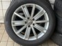 Volkswagen Tiguan 1.4 TSI Sport&Style met elec panorama dak en trekhaak en navigatie en