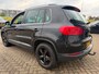 Volkswagen Tiguan 1.4 TSI Sport&Style met elec panorama dak en trekhaak en navigatie en