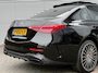 Mercedes-Benz C-klasse C200 AMG Camera Led Cruise Pano Head Up 22 NL Auto Eerste Eigenaar Vol Opties Achterasbesturing Sfeerverlichting Trekhaak Dealer Onderhouden Perfecte Staat