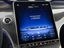 Mercedes-Benz GLC 300e 4MATIC Business Solution AMG | Advanced plus pakket | Nightpakket | Trekhaak | Middenconsole metaalstructuur | 19” vijfspaaks lichtmetalen AMG-velgen | 	URBAN GUARD Plus | Warmtewerend, donkergetint glas |
