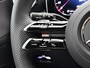 Mercedes-Benz GLC 300e 4MATIC Business Solution AMG | Advanced plus pakket | Nightpakket | Trekhaak | Middenconsole metaalstructuur | 19” vijfspaaks lichtmetalen AMG-velgen | 	URBAN GUARD Plus | Warmtewerend, donkergetint glas |
