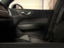 Volvo XC60 T6 AWD Recharge R-Design | MY22 Facelift | Trekhaak | Harman Kardon | Crystal White | Google Infotainment | Adaptieve Cruise Control | Standkachel met Volvo On Call App | Stoel en Stuurwielverwarming | 21 Inch | Full LED Meesturende koplampen | Pilot Assist | Bestuurdersstoel elektrisch geheugen | Parkeercamera | Contour stoelen | Zitting verlenging voorstoelen | Schuifdak | Keyless Drive | Parkeersensoren voor+achter | Privacy Glass | Elektrisch bedienbare achterklep | DAB Radio | Apple Carplay | Draadloos telefoon opladen | Crystal White Metallic |