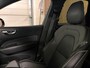 Volvo XC60 T6 AWD Recharge R-Design | MY22 Facelift | Trekhaak | Harman Kardon | Crystal White | Google Infotainment | Adaptieve Cruise Control | Standkachel met Volvo On Call App | Stoel en Stuurwielverwarming | 21 Inch | Full LED Meesturende koplampen | Pilot Assist | Bestuurdersstoel elektrisch geheugen | Parkeercamera | Contour stoelen | Zitting verlenging voorstoelen | Schuifdak | Keyless Drive | Parkeersensoren voor+achter | Privacy Glass | Elektrisch bedienbare achterklep | DAB Radio | Apple Carplay | Draadloos telefoon opladen | Crystal White Metallic |