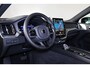 Volvo XC60 T8 Recharge AWD Ultra Black Edition Exec - Luchtvering - Panorama/schuifdak - IntelliSafe Assist & Surround - 360º Camera - Bowers & Wilkins audio - Adaptieve LED koplampen - Verwarmde voorstoelen, stuur & achterbank - Parkeersensoren voor & achter - Elektr. bedienb. voorstoelen met geheugen - Head up display - Draadloze tel. lader - Extra getint glas - Inklapbare trekhaak - 21' LMV