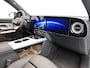 Mercedes-Benz GLB 250+ Business Solution AMG 7p. 85.5 kWh | Premium pakket | Winterpakket | Nightpakket | GUARD 360° | Trekhaak | Vast panoramadak | Smartphone integratie | Sfeerverlichting | 	Sierelementen in aluminium | 19” vijfspaaks lichtmetalen AMG-velgen |