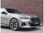 BMW 5-Serie Touring 550e xDrive | M Performance - Trekhaak - Bowers & Wilkins