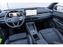 Volkswagen T-Roc 1.5 eTsi 115pk DSG Style First Edition | Black Style Pakket | Multimedia Pakket