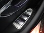 Mercedes-Benz E-klasse 200 Business Solution AMG | Panoramadak | Stoelverwarming | Lederen bekleding | Achteruitrijcamera |
