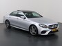Mercedes-Benz E-klasse 200 Business Solution AMG | Panoramadak | Stoelverwarming | Lederen bekleding | Achteruitrijcamera |