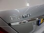 Mercedes-Benz E-klasse 200 Business Solution AMG | Panoramadak | Stoelverwarming | Lederen bekleding | Achteruitrijcamera |