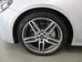 Mercedes-Benz E-klasse 200 Business Solution AMG | Panoramadak | Stoelverwarming | Lederen bekleding | Achteruitrijcamera |
