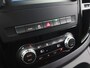 Mercedes-Benz Vito 114 CDI | Aut. | L2 Lang | Dubbele Cabine | LED Koplampen | 5-zits | Parkeercamera | Trekhaak | Sidebars | Stoelverwarming | Certified