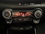 Kia Stonic 1.0 T-GDi MHEV DynamicPlusLine apple Carplay / Android Auto | Navigatiesysteem | Licht + Regensensor | Cruise Control | Parkeersensoren + Camera Achter | 16"Lichtmetalen velgen | Climate Control