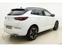 Opel Grandland 1.2 Turbo 130pk Automaat Ultimate | Navigatie | Alcantara bekleding | Elektrische achterklep | Stoel- en stuurverwarming | Climate control | Cruise control | Zwart dak