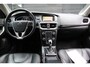 Volvo V40 Cross Country 1.5 T3 Polar+ Luxury Panorama/Camera/Leer/Parkeersensor v,a/Trekhaak