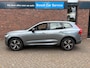 Volvo XC60 2.0 B4 R-Design|Camera|Leder|Stoel en stuur verwarming|