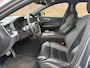Volvo XC60 2.0 B4 R-Design|Camera|Leder|Stoel en stuur verwarming|