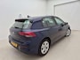 Volkswagen Golf 1.0 TSI Life Business 110 PK| Origineel Nederlands | 1e Eigenaar | Dealeronderhouden | Navigatie | Bestuurdersstoel Elektrisch | Stoelverwarming | Stuurwielverwarming | Parkeersensoren | LED Plus | Artvelours