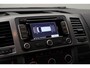 Volkswagen Transporter 2.0 TDI BM L2H1 DC Comfortline 2015 | 1e Eigenaar | NAP Nationale Autopas | Airco | Navigatie | Cruise Control | Stuurwiel Bediening | Dubbele Schuifdeur | Boekjes | Onderhoudshistorie