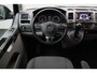 Volkswagen Transporter 2.0 TDI BM L2H1 DC Comfortline 2015 | 1e Eigenaar | NAP Nationale Autopas | Airco | Navigatie | Cruise Control | Stuurwiel Bediening | Dubbele Schuifdeur | Boekjes | Onderhoudshistorie