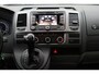 Volkswagen Transporter 2.0 TDI BM L2H1 DC Comfortline 2015 | 1e Eigenaar | NAP Nationale Autopas | Airco | Navigatie | Cruise Control | Stuurwiel Bediening | Dubbele Schuifdeur | Boekjes | Onderhoudshistorie