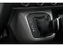 Volkswagen Transporter 2.0 TDI L2H1 199PK JB-EDITION DSG / PDC / SCHROEFSET / LEDEREN BEKLEDING / FULL / APPLE CARPLAY / NAVIGATIE
