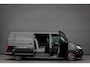 Volkswagen Transporter 2.0 TDI L2H1 199PK JB-EDITION DSG / PDC / SCHROEFSET / LEDEREN BEKLEDING / FULL / APPLE CARPLAY / NAVIGATIE