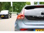 Volvo V40 Cross Country 1.5 T3 Polar+ Luxury | NL-AUTO! | DEALER OH! | LEDER | PANODAK | CAMERA | PARK SENS V + A | CRUISE | STOELVERWARMING |