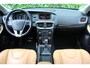Volvo V40 Cross Country 1.5 T3 Polar+ Luxury | NL-AUTO! | DEALER OH! | LEDER | PANODAK | CAMERA | PARK SENS V + A | CRUISE | STOELVERWARMING |