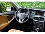Volvo V40 Cross Country 1.5 T3 Polar+ Luxury | NL-AUTO! | DEALER OH! | LEDER | PANODAK | CAMERA | PARK SENS V + A | CRUISE | STOELVERWARMING |