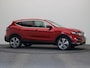 Nissan Qashqai 1.3 DIG-T Design Edition | Panoramadak | Apple Carplay & Android Auto | Trekhaak | 1e Eigenaar | All Season Banden |
