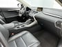 Lexus NX 300h AWD Luxury Line | Leder |
