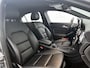 Mercedes-Benz A-klasse 122pk 180 Ambition Automaat | Camera | Stoelverwarming | 16"LMV | Navigatie | Airco | Cruise Control |