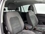 Volkswagen Golf Sportsvan 1.5 TSI ACT Highline 150 PK | Automaat | Parkeercamera | Stoelverwarming | Navigatie | Parkeersensoren | Blindspot Sensor |
