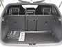 Volkswagen Golf 1.5 eTSI 116 pk DSG R-Line Edition | Trekhaak | Stoel + Stuurverwarming | Matrix LED | 360 Camera | App Connect |