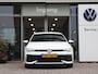 Volkswagen Golf 1.5 eTSI 116 pk DSG R-Line Edition | Trekhaak | Stoel + Stuurverwarming | Matrix LED | 360 Camera | App Connect |