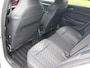 Volkswagen Golf 1.5 eTSI 116 pk DSG R-Line Edition | Trekhaak | Stoel + Stuurverwarming | Matrix LED | 360 Camera | App Connect |