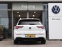 Volkswagen Golf 1.5 eTSI 116 pk DSG R-Line Edition | Trekhaak | Stoel + Stuurverwarming | Matrix LED | 360 Camera | App Connect |