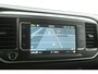 Peugeot e-Expert Premium Long 75 kWh L3H1 | Snelladen | SOH 93% | Airco | 3 Zits | Caplay | Navigatie | Trekhaak