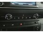 Peugeot e-Expert Premium Long 75 kWh L3H1 | Snelladen | SOH 93% | Airco | 3 Zits | Caplay | Navigatie | Trekhaak