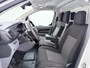 Opel Vivaro 2.0CDTI L2H1 3-Persoons Trekhaak Euro 6 Navi Apple Carplay Android Auto Airco Cruise Control Pdc Edition Regen-Lichtsensor Betonplex Vloer Wandbetimmering Schuifdeur 2.500KG Trekgewicht Origineel Nederlandse Bus
