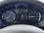 Opel Vivaro 2.0CDTI L2H1 3-Persoons Trekhaak Euro 6 Navi Apple Carplay Android Auto Airco Cruise Control Pdc Edition Regen-Lichtsensor Betonplex Vloer Wandbetimmering Schuifdeur 2.500KG Trekgewicht Origineel Nederlandse Bus