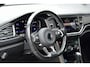 Volkswagen T-Roc 1.5 TSI 150PK R-Line Automaat | ACC | Winterpakket | Achteruitrijcamera