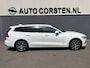 Volvo V60 2.0 T5 251PK Aut. Leder Wegkl.Trekhaak Navi Ecc Adap.Cruise Contourstoelen Apple CarPlay Android Auto Bordherk. High Performance Audio Pdc Momentum Elek.Stoelen+Memory Elek.Achterklep Privacy Glas Lmv 18" Regensensor 1.800KG Trekgewicht Origineel Nederlandse Auto