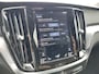 Volvo V60 2.0 T5 251PK Aut. Leder Wegkl.Trekhaak Navi Ecc Adap.Cruise Contourstoelen Apple CarPlay Android Auto Bordherk. High Performance Audio Pdc Momentum Elek.Stoelen+Memory Elek.Achterklep Privacy Glas Lmv 18" Regensensor 1.800KG Trekgewicht Origineel Nederlandse Auto