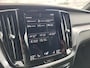 Volvo V60 2.0 T5 251PK Aut. Leder Wegkl.Trekhaak Navi Ecc Adap.Cruise Contourstoelen Apple CarPlay Android Auto Bordherk. High Performance Audio Pdc Momentum Elek.Stoelen+Memory Elek.Achterklep Privacy Glas Lmv 18" Regensensor 1.800KG Trekgewicht Origineel Nederlandse Auto