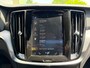 Volvo V60 2.0 T5 251PK Aut. Leder Wegkl.Trekhaak Navi Ecc Adap.Cruise Contourstoelen Apple CarPlay Android Auto Bordherk. High Performance Audio Pdc Momentum Elek.Stoelen+Memory Elek.Achterklep Privacy Glas Lmv 18" Regensensor 1.800KG Trekgewicht Origineel Nederlandse Auto