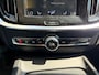 Volvo V60 2.0 T5 251PK Aut. Leder Wegkl.Trekhaak Navi Ecc Adap.Cruise Contourstoelen Apple CarPlay Android Auto Bordherk. High Performance Audio Pdc Momentum Elek.Stoelen+Memory Elek.Achterklep Privacy Glas Lmv 18" Regensensor 1.800KG Trekgewicht Origineel Nederlandse Auto