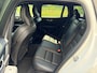 Volvo V60 2.0 T5 251PK Aut. Leder Wegkl.Trekhaak Navi Ecc Adap.Cruise Contourstoelen Apple CarPlay Android Auto Bordherk. High Performance Audio Pdc Momentum Elek.Stoelen+Memory Elek.Achterklep Privacy Glas Lmv 18" Regensensor 1.800KG Trekgewicht Origineel Nederlandse Auto
